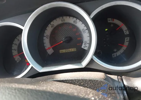 2013 Toyota Tacoma Base V6 z USA, uszkodzony, nr VIN 3TMLU4EN0DM109686